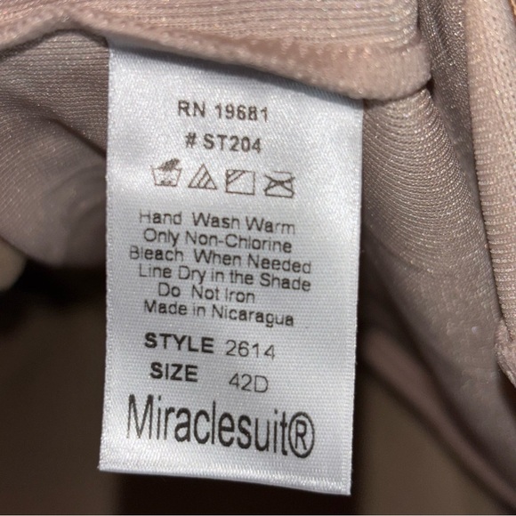 Miraclesuit Black Extra Firm Control Molded Cup Bodybriefer 42D - Picture 7 of 8